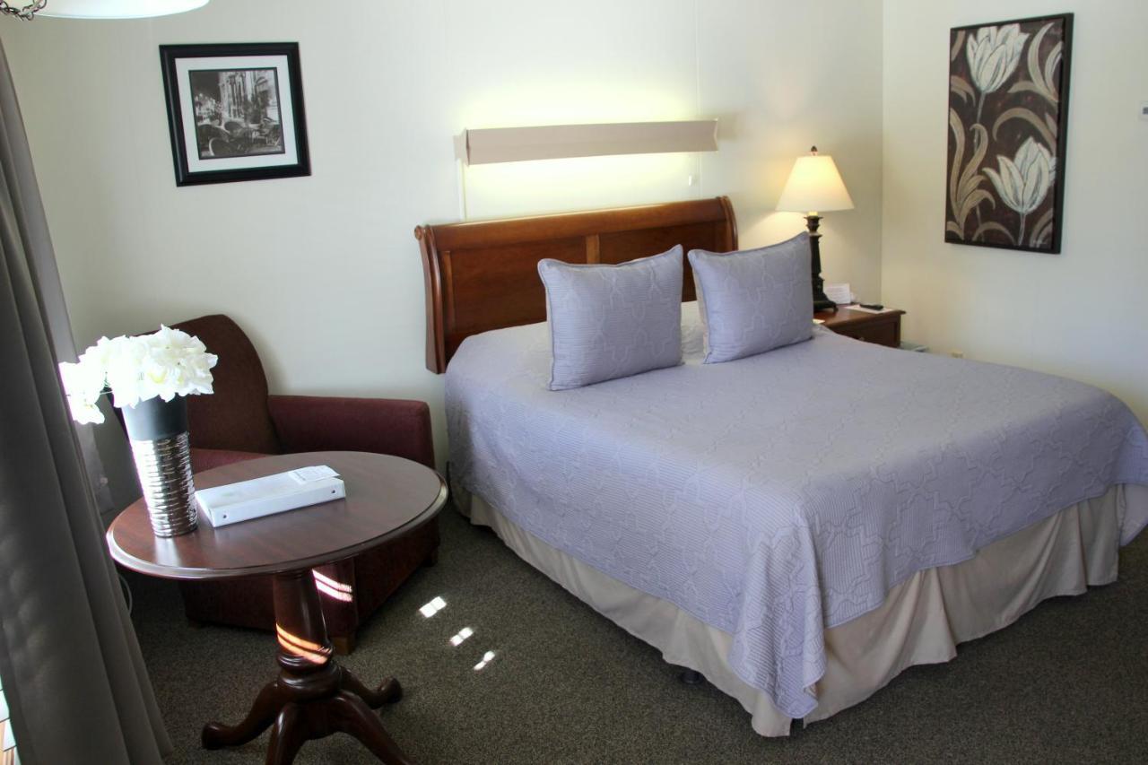 Inn Seasons 3*
